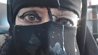 سونے کے کمرے میں مشت زنی کرنے والی ایک ایشیائی بوسٹی بہن کے ساتھ فیلم سکسی دختر با پسر جنسی تعلقات قائم کرنا۔