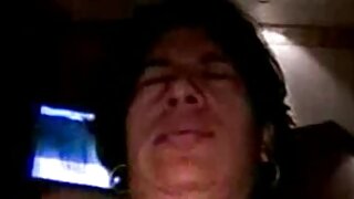 بھائی نے busty سکس با دختر تنگ بہن کو مشت زنی کرتے ہوئے دیکھا۔